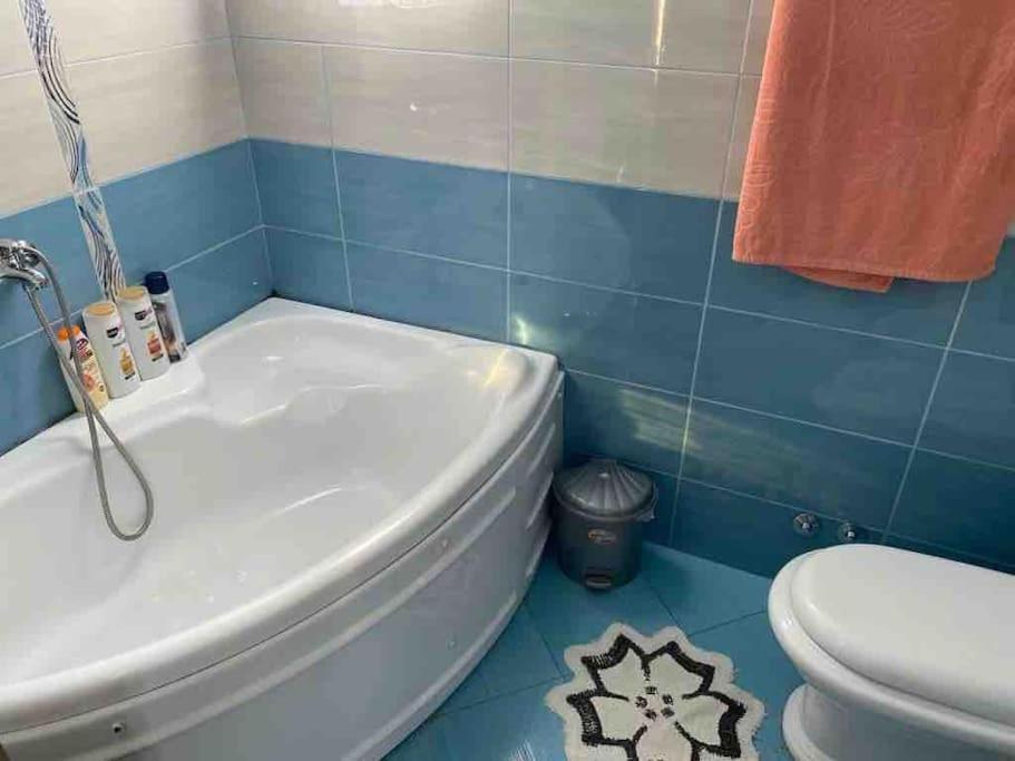 Villa Uklala Kamez Ngoại thất bức ảnh